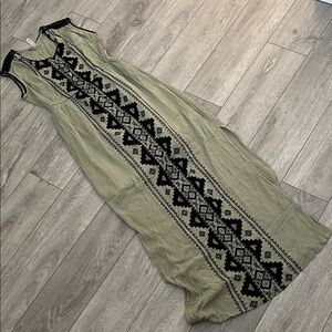 Xhilaration Black and Tan Geometric Maxi Dress